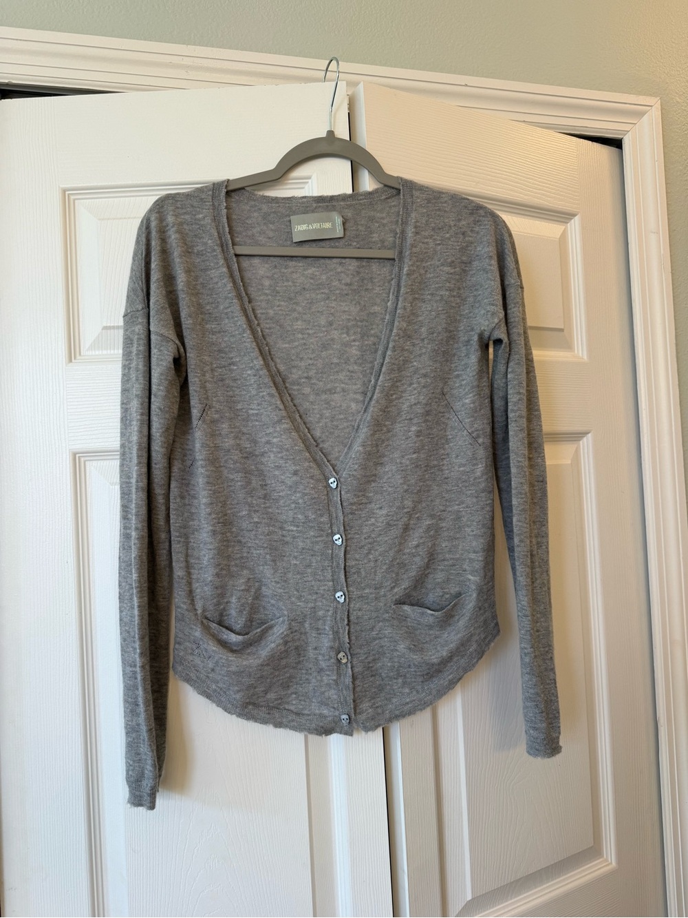 ZADIG & VOLTAIRE grey cashmere sweater skull buttons size small - Picture 7 of 8